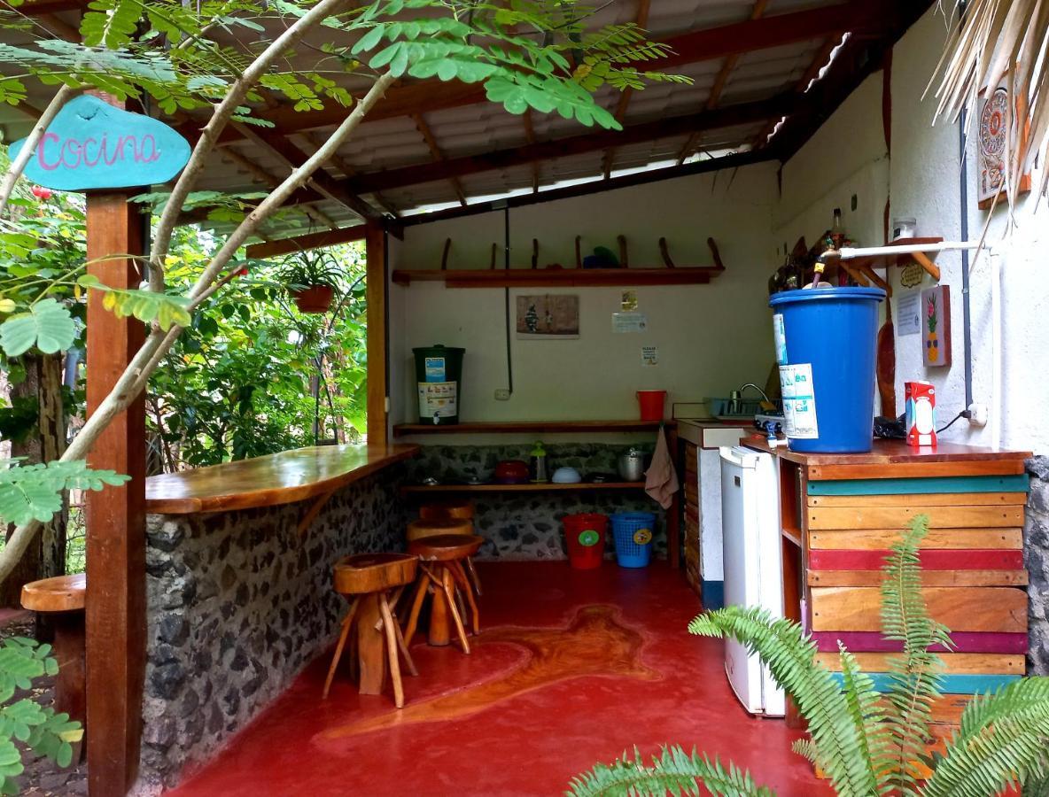 La Urraca Loca Hostel Balgue 外观 照片