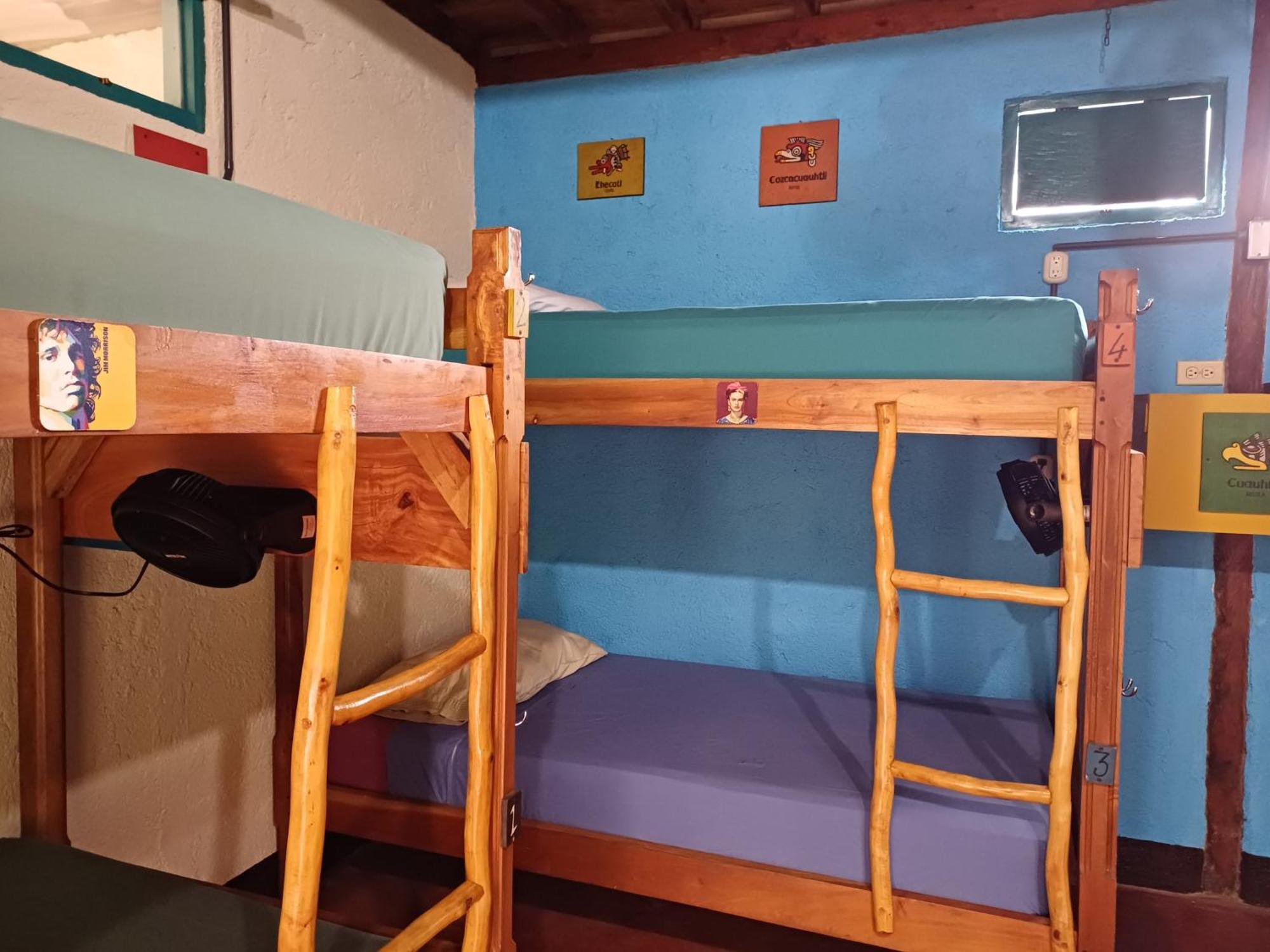 La Urraca Loca Hostel Balgue 外观 照片