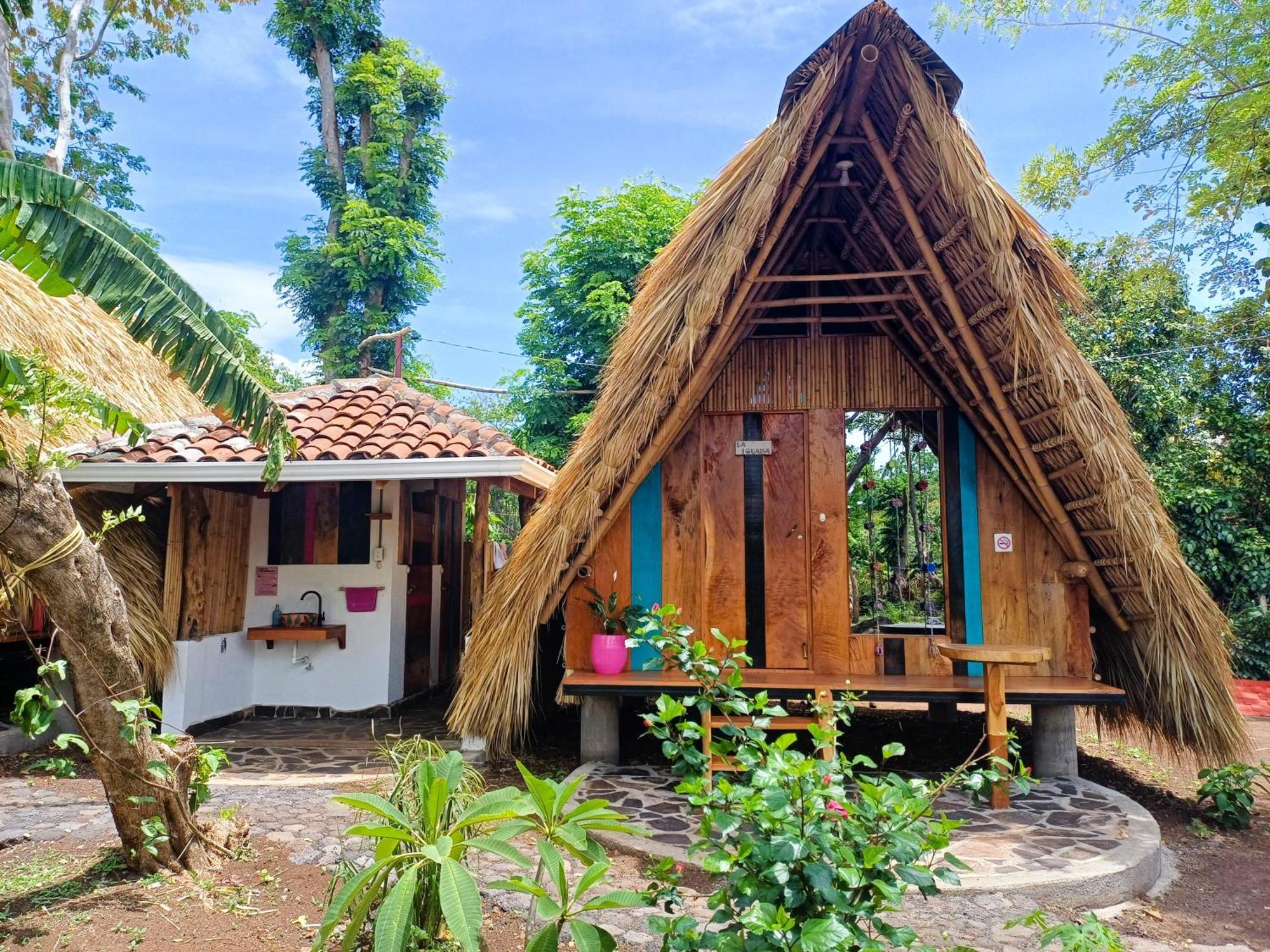 La Urraca Loca Hostel Balgue 外观 照片