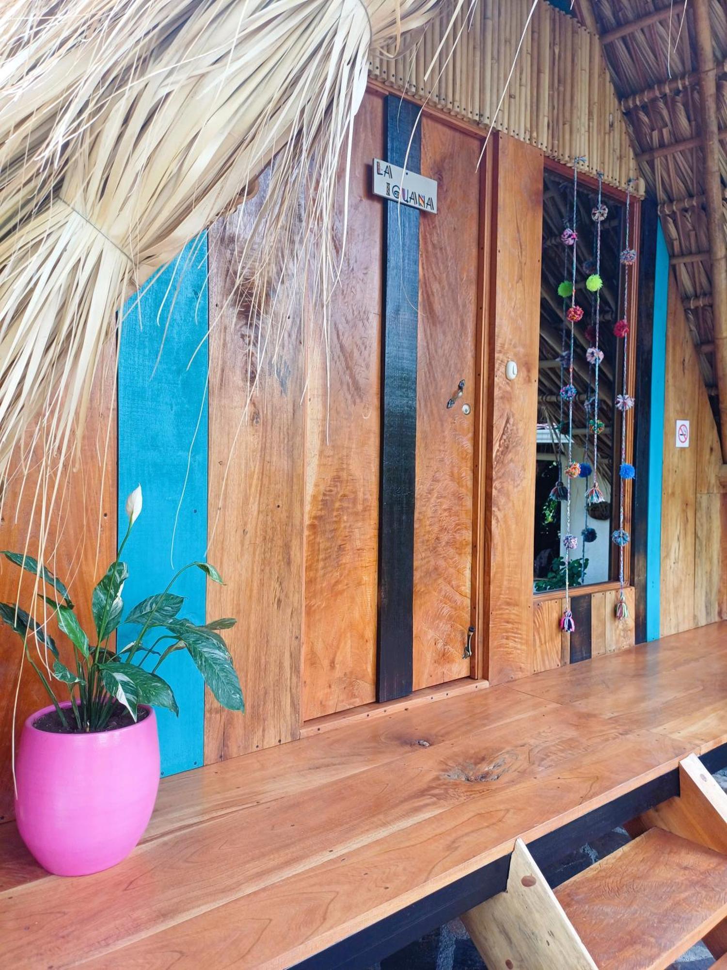La Urraca Loca Hostel Balgue 外观 照片